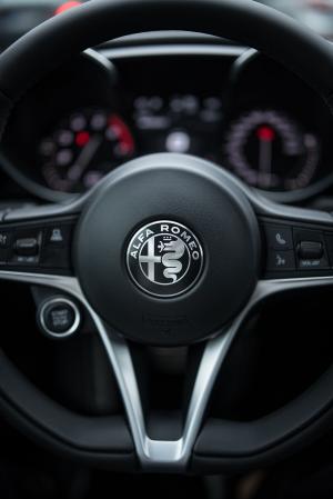 Alfa Romeo Giulia B-Tech 2018 года 